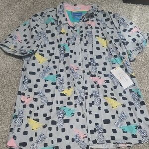 Light Gray Pineapple Print Kids Button-Up Shirt NWT size Large